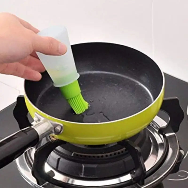 Silicone Oil Bottle Brush Cooking Oil Dispenser 150ml