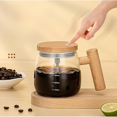 Automatic mixing cup